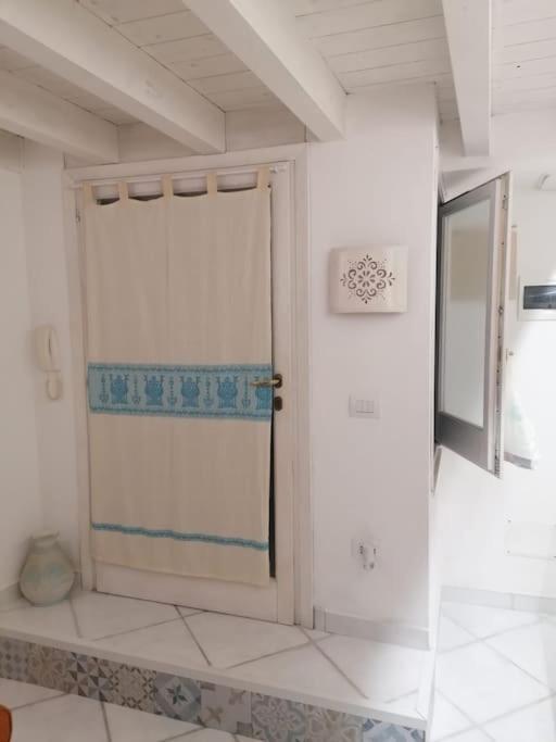 Charly'S House Villa กาญารี ภายนอก รูปภาพ