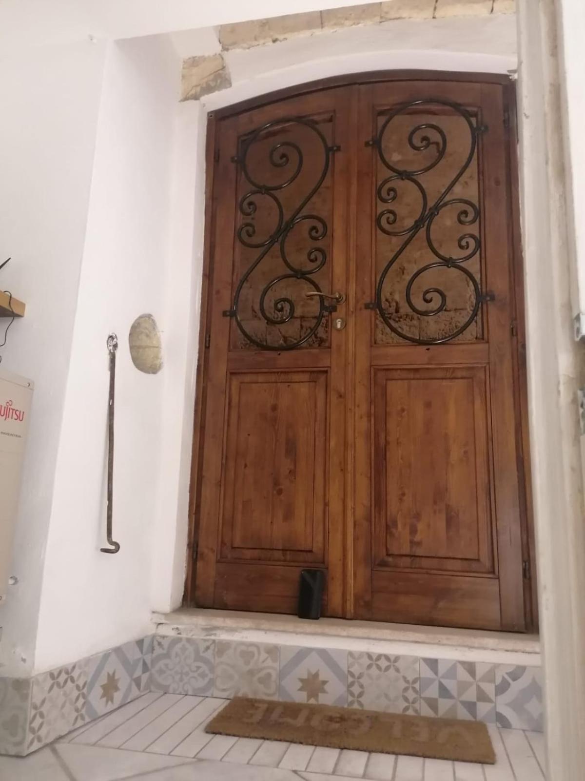 Charly'S House Villa กาญารี ภายนอก รูปภาพ